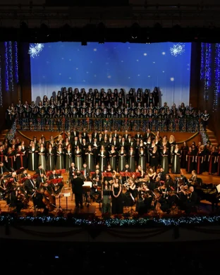 The Christmas Show: Home For The Holidays
