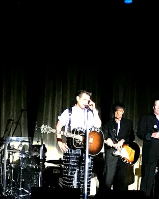 Chris Isaak Bethlehem