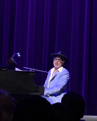 Jeff Goldblum And The Mildred Snitzer Orchestra