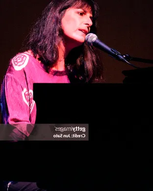 Karla Bonoff