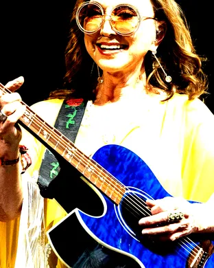 Pam Tillis Sellersville