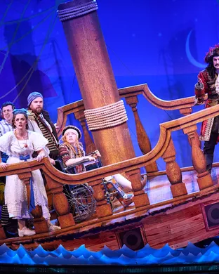 Peter Pan Goes Wrong