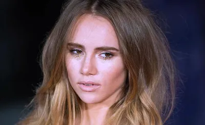 Suki Waterhouse
